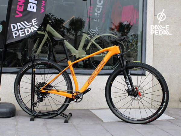 BICICLETA CARBONO MENDIZ X21 NARANJA en venta en tienda de ciclismo Quintena Ribeira Dalle Pedal